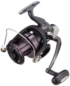 Daiwa 17 CROSSCAST 6000 Surf Casting Reel - Picture 1 of 3