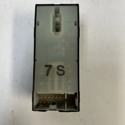2006 Nissan Armada Passenger Front Power Window Door Lock Switch Control Right - Image 1 of 2