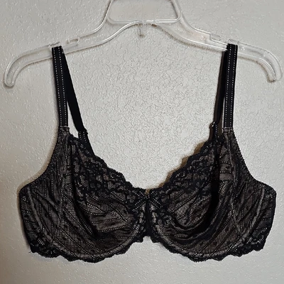 Sujetador con aros Chantelle 42D de encaje negro sin forro Foto 1 de 4
