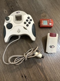 sega dreamcast Lot Red vmu memory card, Controller & Rumble Pack Untested