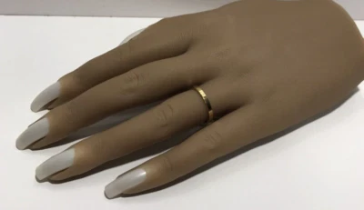 Alianza de boda de titanio de oro amarillo de 14 quilates de 1,90 mm talla 6 Foto 1 de 4