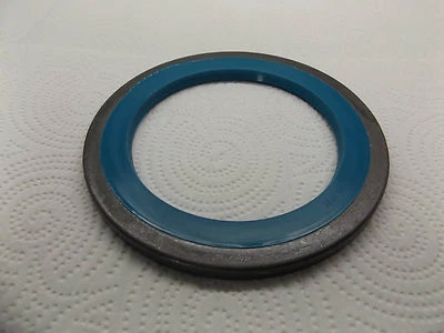 ANILLO RASCADOR CAMIÓN ARTICULADO VOLVO 16836502, NUEVO, OEM Foto 1 de 4