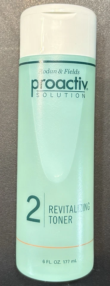 TÓNICO REVITALIZANTE PROACTIV PASO 2 6 OZ TRATAMIENTO PARA EL CUIDADO DEL ACNÉ ABIERTO COMPLETO - SIN SELLO Foto 1 de 1