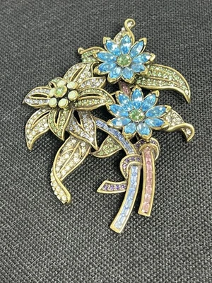 Heidi Daus Brooch Blue Flowers Signed Pin Forget Me Not Bouquet Crystals - Image 1 of 4