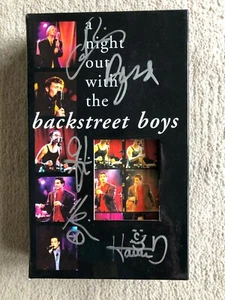 A Night out with the Backstreet Boys 1998 Autogramm SIGNED SIGNIERT Rarität rar - Picture 1 of 2