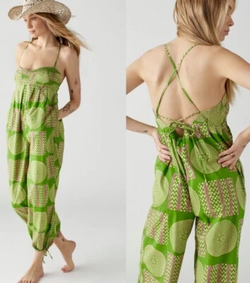 Macacão Urban Outfitters Mabel com alças nas costas relaxado gola alta novo com etiquetas LRG $99 - Imagem 1 de 4