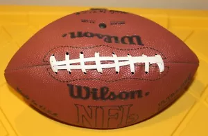 NFL WILSON ULTRA GRIP KUNSTLEDER SIGNIERT VON TIM BROWN NO COA - Bild 1 von 2