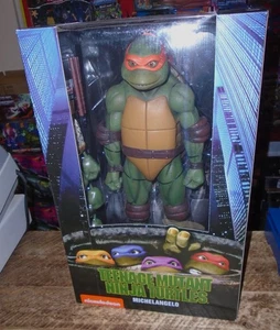 NECA TEENAGE MUTANT NINJA TURTLES MICHELANGELO  1/4 SCALE FIGURE - Picture 1 of 7