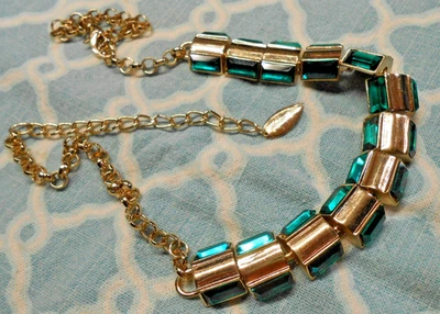 COLAR verde esmeralda Cold Water Creek tom dourado - Imagem 1 de 4