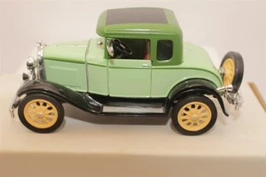 1930 NEW RAY FORD STANDARD COUPE 1/32 - Picture 1 of 6