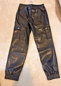 Girls Black  jogger size 11/12. Brand: FOREVER 21. Long faux leather color. 2000 - Picture 1 of 8
