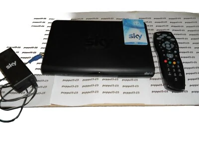 DECODER SKY HD PACE DZS 3001 COMBO  REGALO SCHEDA SCADUTA PER CANALI IN CHIARO  - Immagine 1 di 4