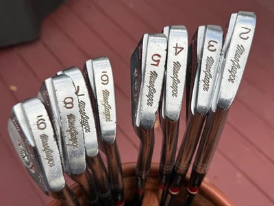Vintage MacGregor Tourney CF4000 M2 Iron Set 2-9 Regular #2 Steel Shafts R/H - Image 1 of 4