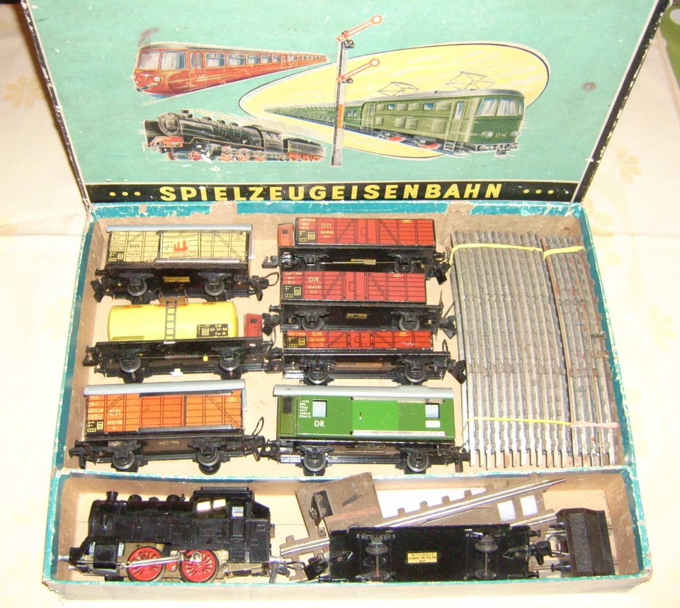 funktionsfähige BR80, 8 Güterwag., 17 Gleise, Weich, Prell., OVP Stadtilm Spur S - Bild 1 von 4