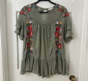 Umgee Short Sleeve Floral Festival Boho Hippie Embroidered Ruffle Top Green Sz S - Picture 1 of 4
