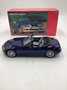 UT Modelle BMW Z3 Roadster 1:18 Maßstab Druckguss Händler Promo Modellauto gebraucht - Bild 1 von 17