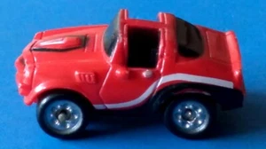 Chevrolet Camaro 1987 GALOOB MICRO MÁQUINA AÑOS 70 ROJO CON RAYAS BLANCAS Y NEGRAS - Imagen 1 de 8