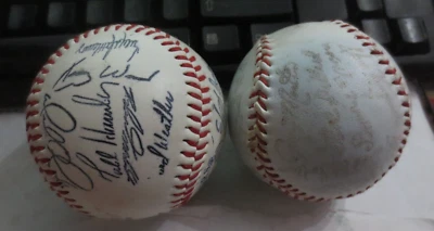2 Chicago Cubs Signed Baseballs Late 1970s Bruce Sutter 2001 Kerry Wood Mcgriff - Image 1 of 4