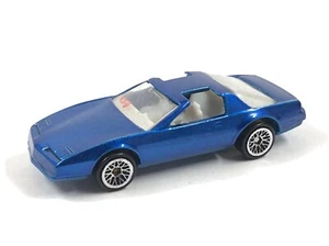 Pontiac Firebird 1982 Hot Wheels 80s azul con fundición a presión en T-Top 1:64 - Imagen 1 de 7