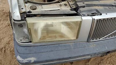 90-92 Volvo 740 Passenger Right Head Light Oem Front Lamp With Bracket 13696042 - Image 1 of 4