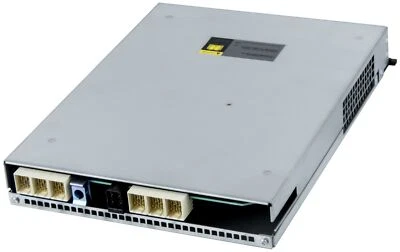 Controller Module NetApp 111-00190+B3 IOM6 6Gb/S SAS - Image 1 of 2