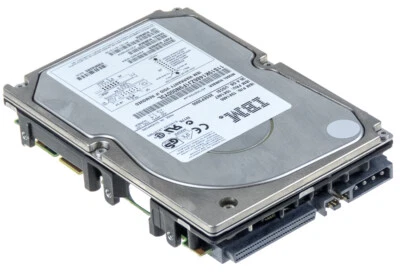 Disco Rigido IBM 19K1487 36.4GB 10K 68-PIN SCSI 3.5 " ST336704LW HDD - Immagine 1 di 3