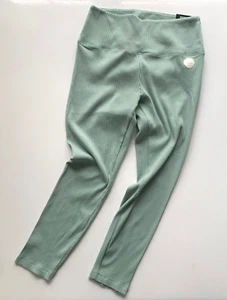 VICTORIAS SECRET Leggings L PINK YOGA High Waist RIBBED 7/8 Ankle Pants NWT - Picture 1 of 5