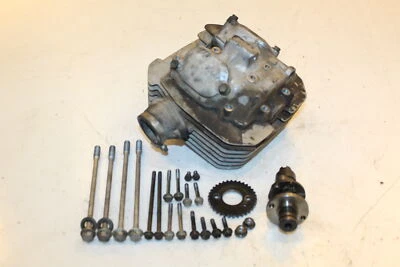 2002 Arctic Cat 375 4x4 Engine Top End Cylinder Head Valves 3403-237 Foto 1 de 4