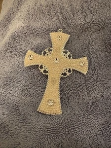 Decorazione natalizia intarsiata con perline bianche 4" - Foto 1 di 2