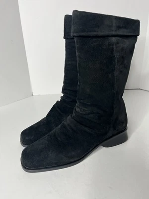 Vintage ‘02 Markon Women’s 10M Suede Pull on Cuff Scrunch Boots Black - Image 1 of 4