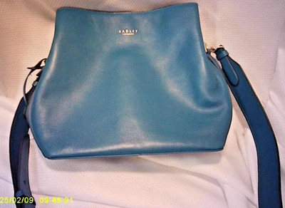 Bolso de hombro para mujer Radley London de cuero azul 9-1/2" X 8-1/2" Foto 1 de 4