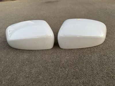 Оригинальный комплект из 2 белых чехлов на зеркала компаса Jeep Cherokee 17 18 19 20 21 22 23 24 - Изображение 1 из 4