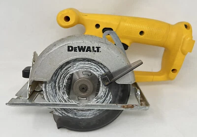 DeWalt Trim Saw 14.4V Cordless 5 3/8"  DW935 14.4 V TOOL ONLY W/ Blade Tested - Image 1 of 4