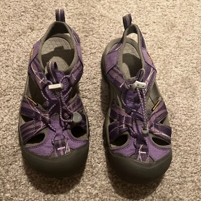 Sandalias impermeables al agua Keen Venice moradas deportivas senderismo ruta para mujer talla 6 Foto 1 de 3