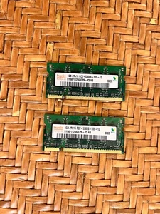 2 X Hynix 1GB 2Rx16 PC2-5300S 555 DDR2 RAM module - 2GB total - FREE DELIVERY - Picture 1 of 2