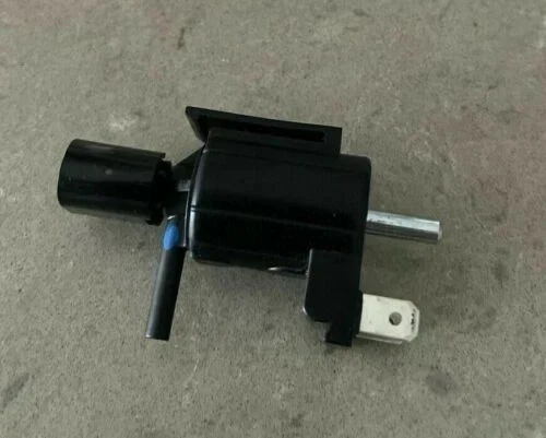 MITSUBISHI Genuine Valve Emission Solenoid for LANCER EVO5 EVO6 CP9A MD113721 - Image 1 of 1