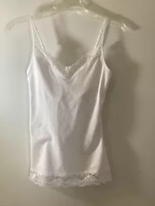 NWOT No Boundaries White Cami with Lace Trim Women's Small (3-5) Shelf Bra - Picture 1 of 7
