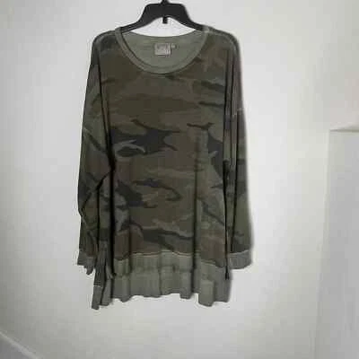 Pullover Dantelle camuflado top asimétrico para mujer talla 2X aberturas laterales Foto 1 de 4