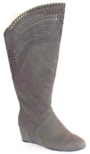 NEW JOAN BOYCE SAVANNAH GRAY HIDDEN WEDGE KNEE HIGH BOOTS CUTOUT TOP 6 M - Picture 1 of 2