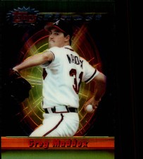 1994 Finest Atlanta Braves Baseball Card #209 Greg Maddux FIN