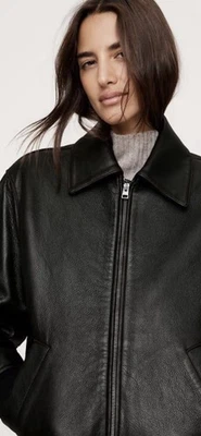 Chaqueta de bombardero de cuero de gran tamaño BANANA REPUBLIC L grande | marrón ennegrecido $600 Foto 1 de 3