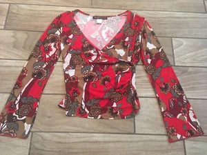 New Sz. S SIMPLY IRRESISTABLE WRAPV-NECK SIDE DRAPED LONG SLEEVE RED FLORAL TOP - Picture 1 of 5