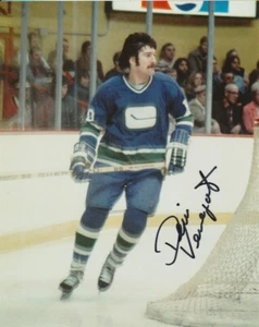 VINTAGE DENNIS VERVERGAERT SIGNED VANCOUVER CANUCKS 8x10 PHOTO! Autograph - Foto 1 di 1