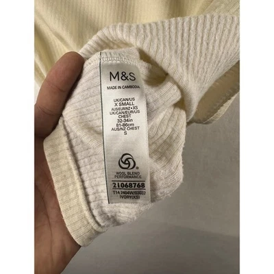 Top térmico Marks & Spencer para hombre XS mezcla de lana marfil manga larga capa base Foto 1 de 4