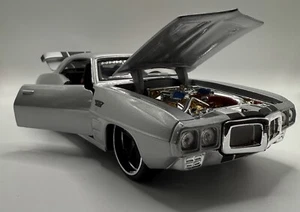 1969 PONTIAC FIREBIRD 1:24 SILVER MAISTO PRO RODZ RARE RARE FIND - Picture 1 of 22