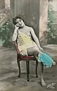 Cartolina antica francese donna nuda colorata a mano #0793 - Foto 1 di 2