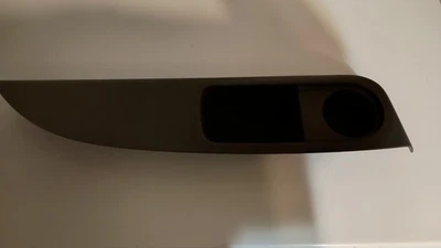 Chevrolet Traverse 2009-2017 trasero cuarto panel reposabrazos portavasos 25865720 Foto 1 de 4