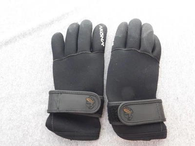 Guantes de traje de neopreno Akona pequeños deportes acuáticos buceo surf agarre negro Foto 1 de 4