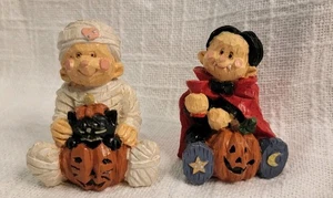 Halloween Drácula y Momia Estatuillas Otoño Decoración Resina 3" H Calabaza Gato Negro 3" - Imagen 1 de 8