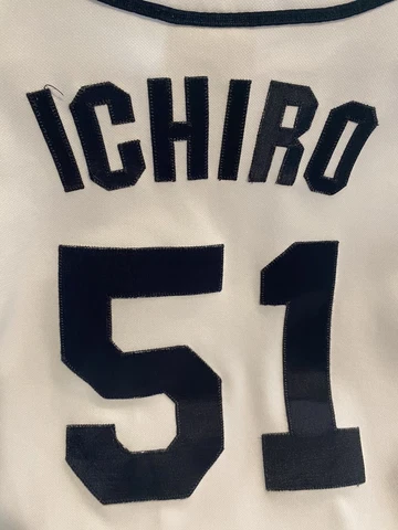 Vintage Majestic Suzuki Ichiro Seattle Mariners Stitched Youth Baseball Jersey Cover